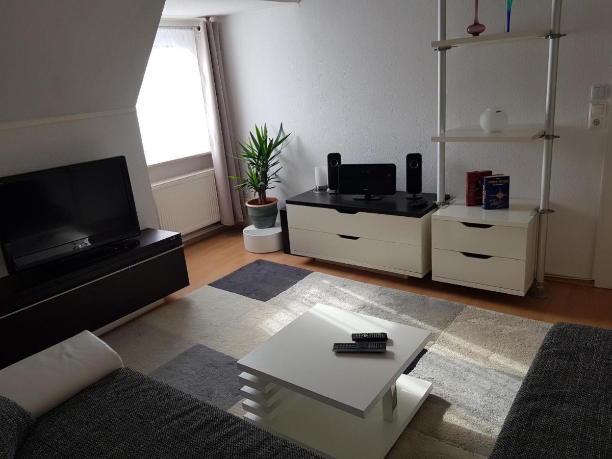 Apartment Am Suedpark Erfurt - Inkl Garten Mit Sitzlounge - Zentrumsnah Bagian luar foto