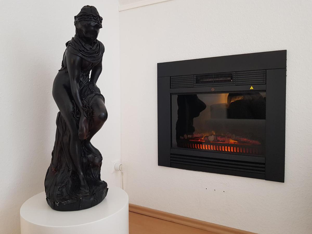 Apartment Am Suedpark Erfurt - Inkl Garten Mit Sitzlounge - Zentrumsnah Bagian luar foto